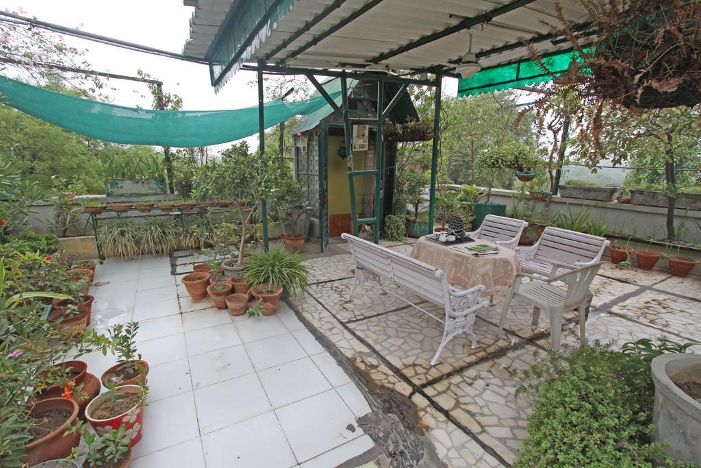Nina Kochhar's Homestay New Delhi Exteriör bild