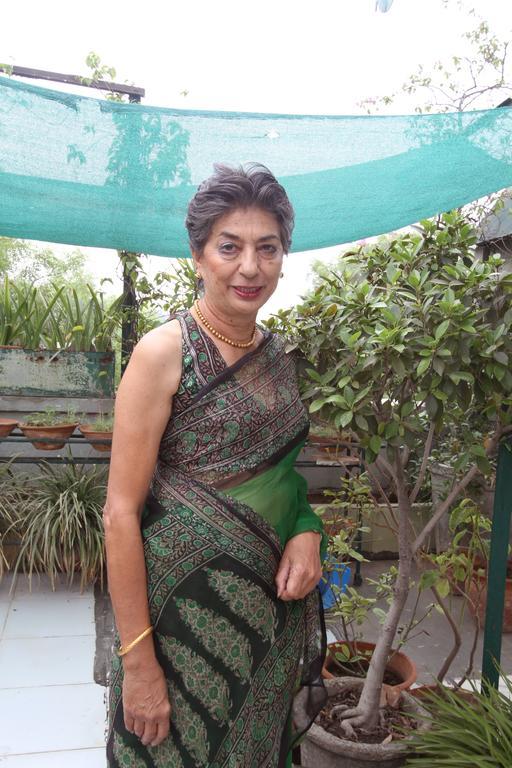 Nina Kochhar's Homestay New Delhi Exteriör bild