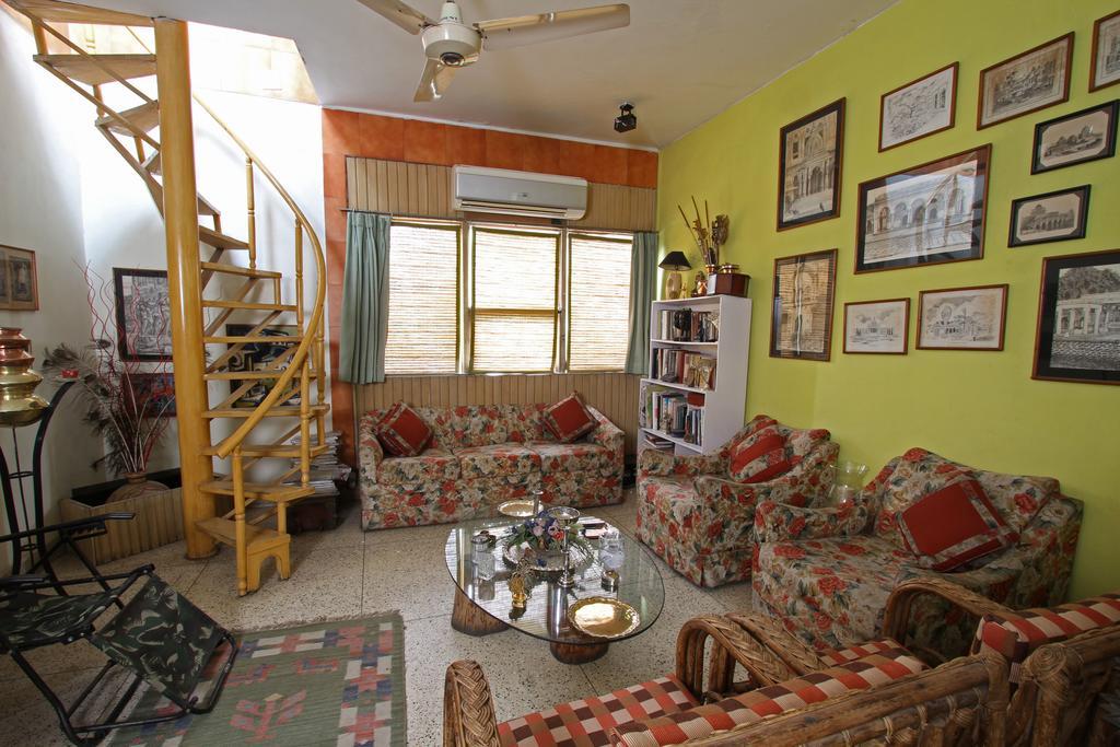 Nina Kochhar's Homestay New Delhi Exteriör bild